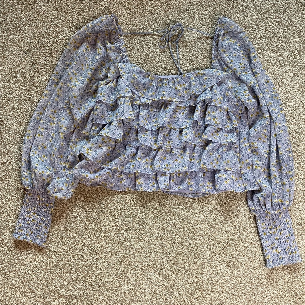 ASTR The Label Lavender Ruffled Floral Long Sleeved Boxy Fit Blouse, Size Small - Picture 2 of 5